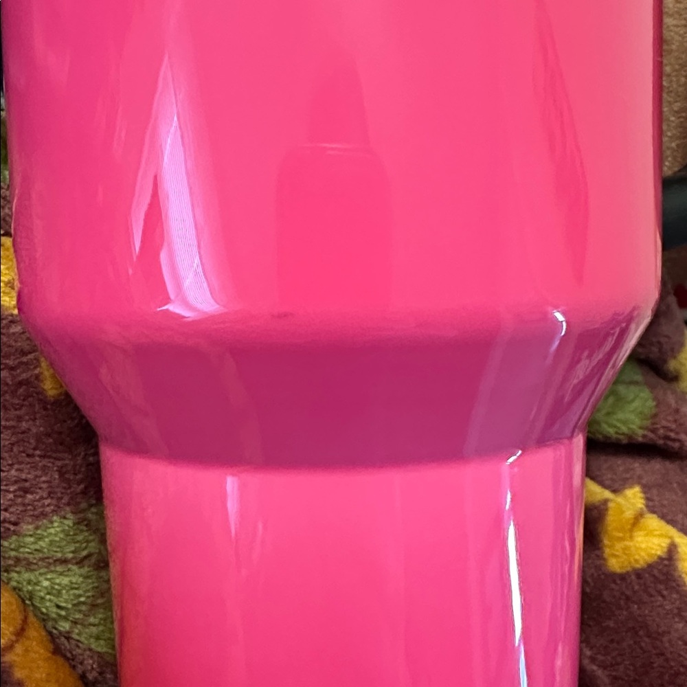 Stanley 40 oz Neon Pink Travel Mug - Picture 9 of 10